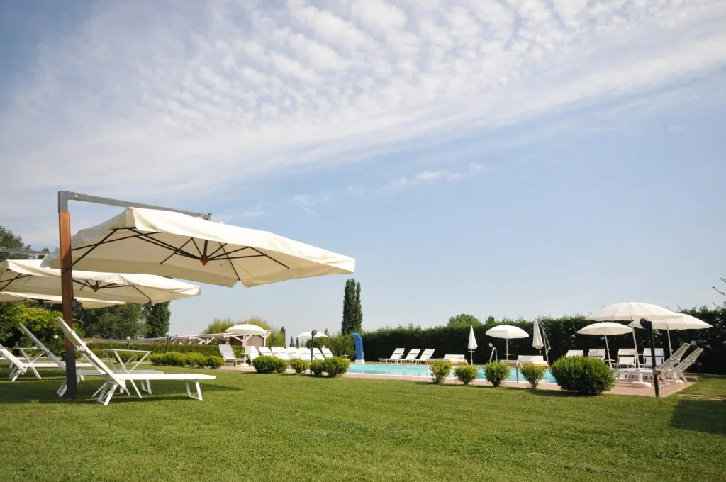 Parco & Piscina esterna